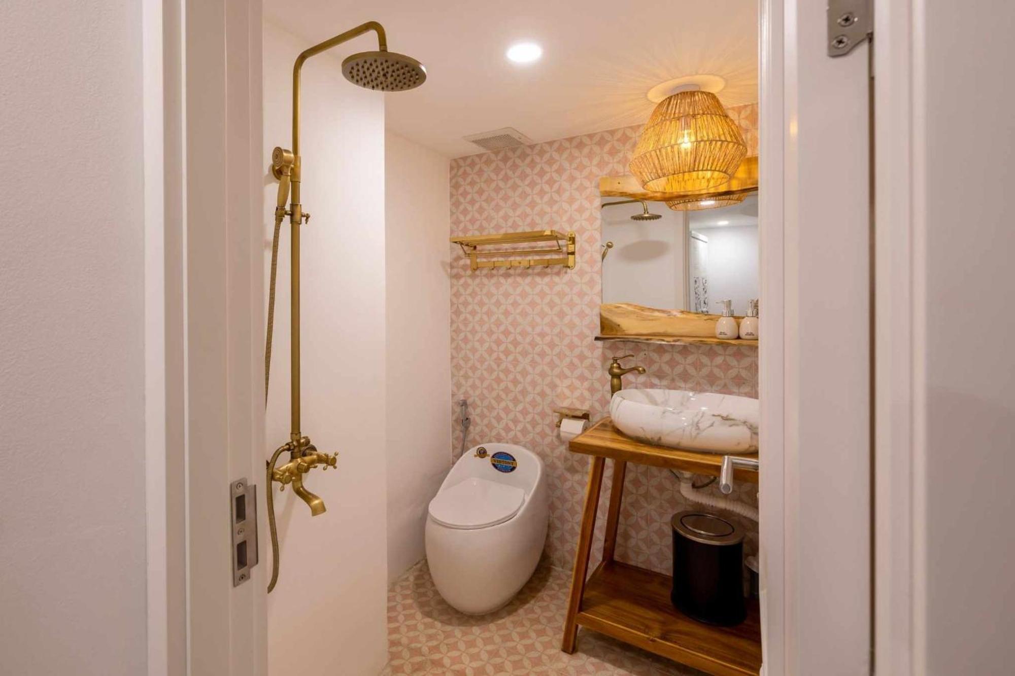 Pisces Hotel 顺化 外观 照片